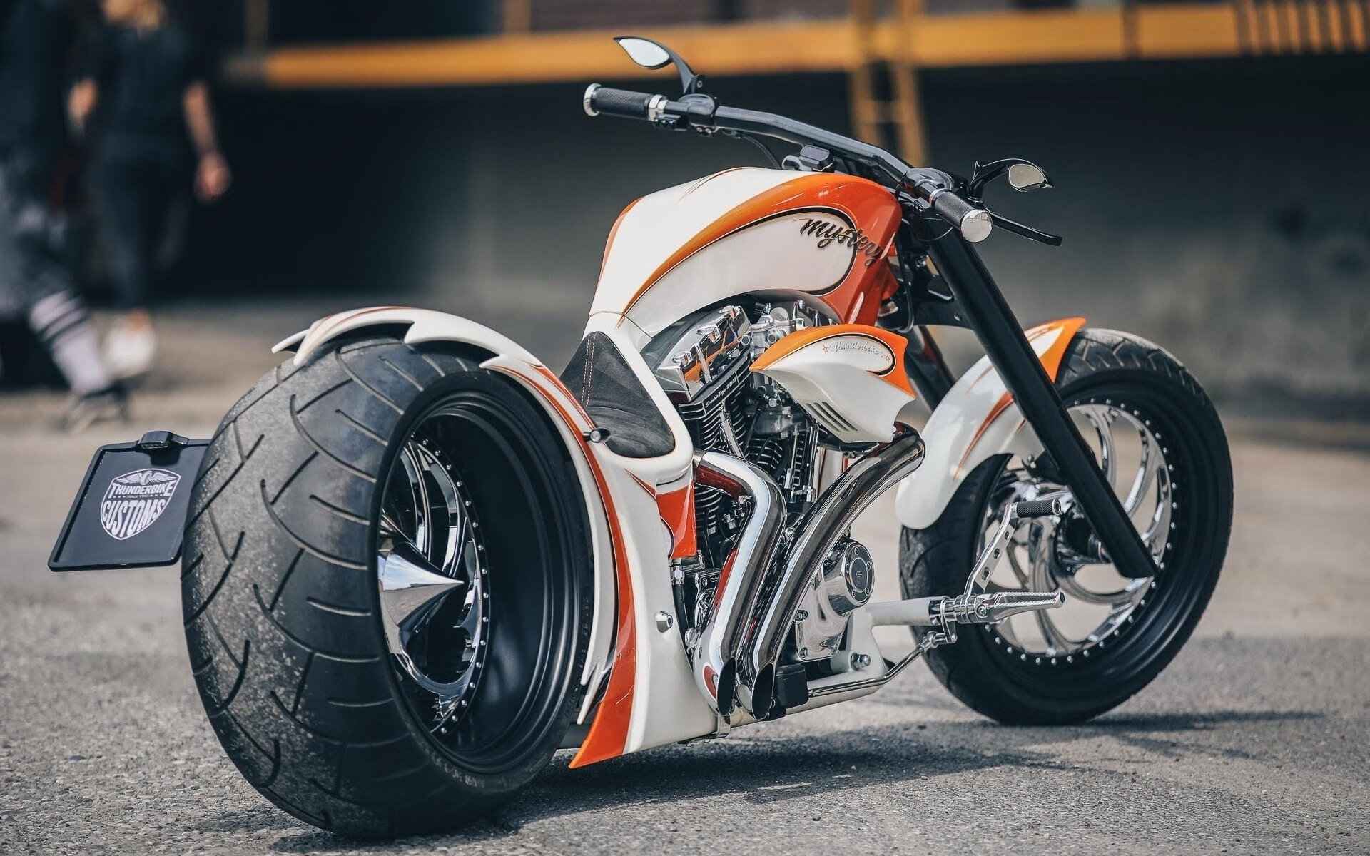 蓝黑军团征服之路，欧冠双线碾压与欧陆霸权博弈