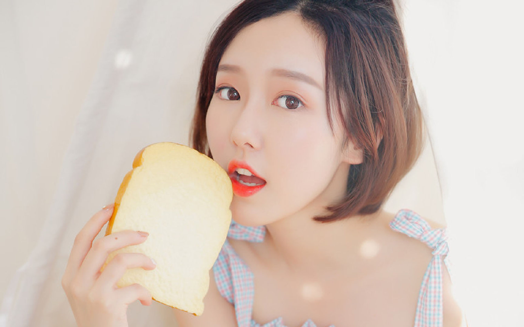 开云sport-当卡瓦哈尔画出完美防守弧线，巴萨的骄傲在韩国机器的精密齿轮下崩解