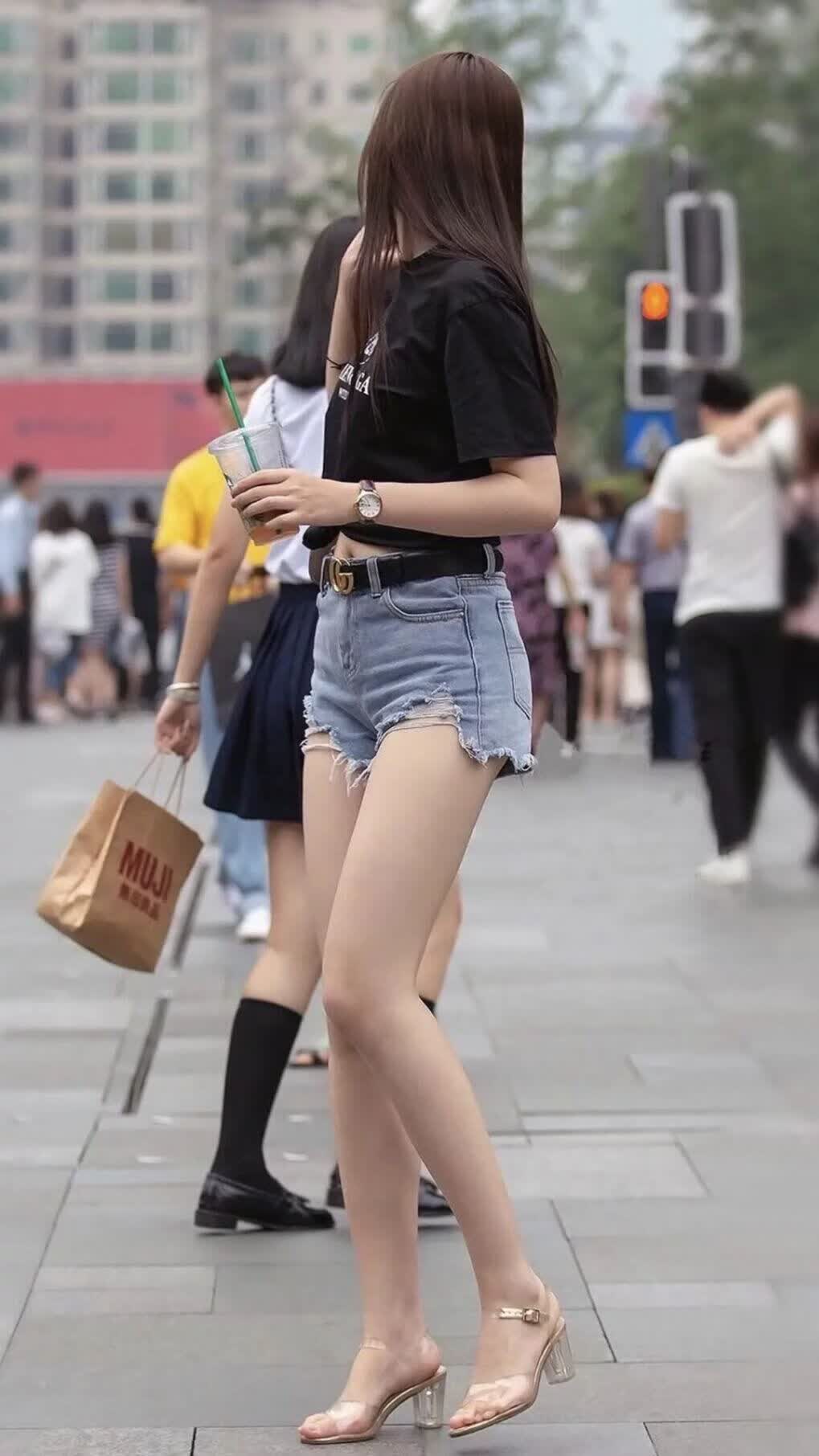 那一眼的倒转，当哈基米的凝视胜过西班牙的狂潮